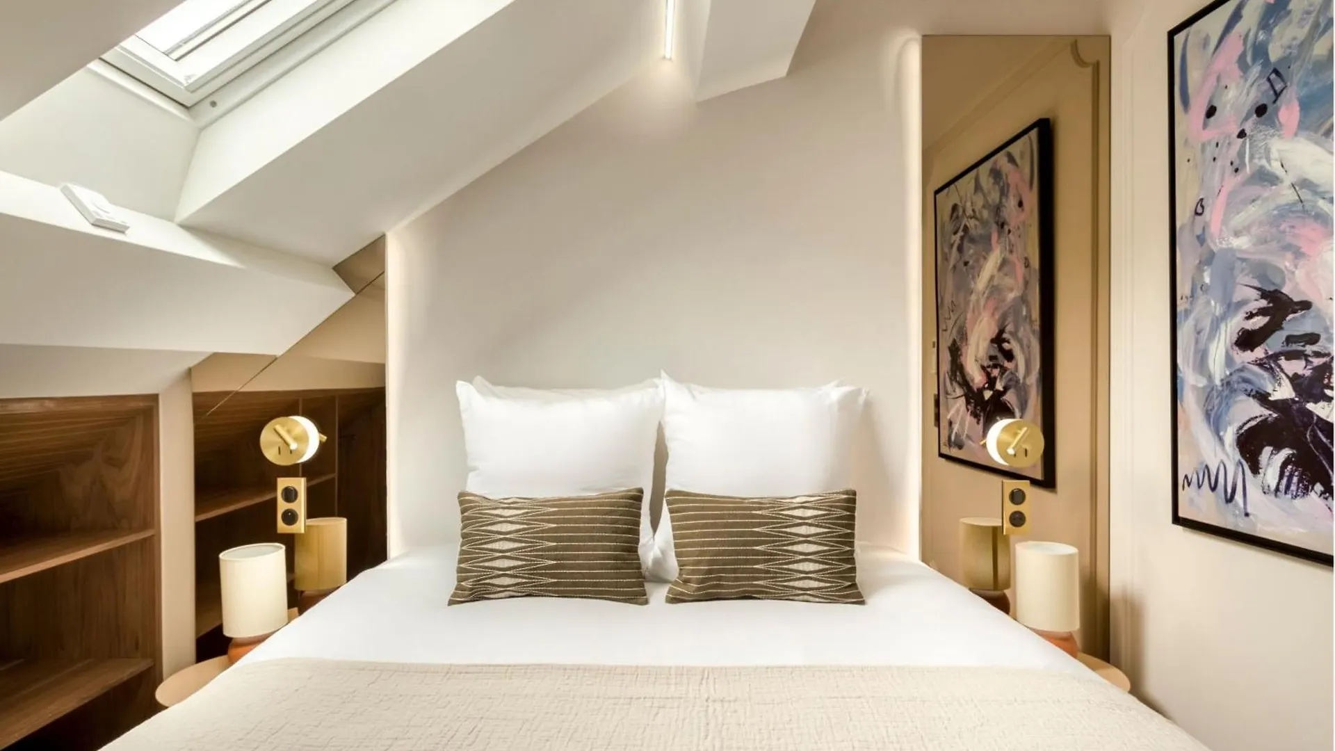 Apartment Merveil - Luxury Suite - Champs Elysees - St Cyr I Paris